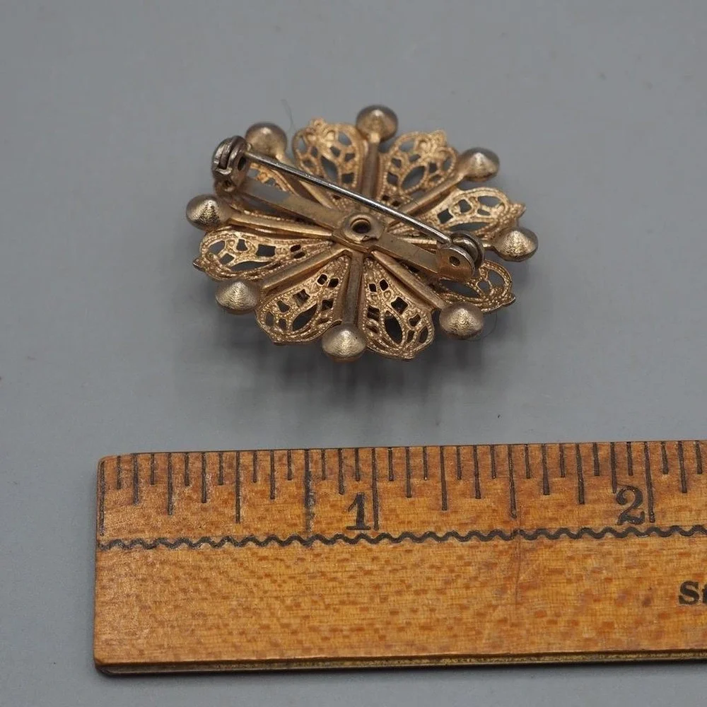 Porcelain Rhinestone Filigree Brooch‎ Design Fashion Jewelry